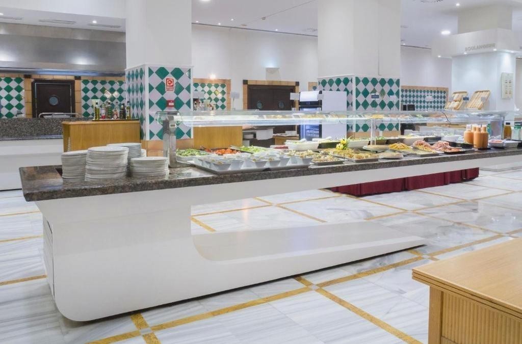 Navidades y Fin de Año en Almuñécar ¡La Costa Tropical te espera! - Ibersol Almuñecar Beach & Spa Hotel