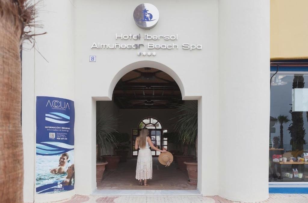 Navidades y Fin de Año en Almuñécar ¡La Costa Tropical te espera! - Ibersol Almuñecar Beach & Spa Hotel