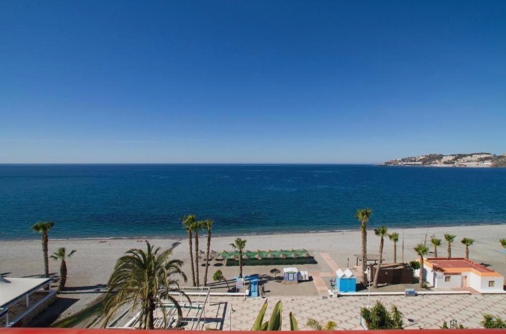 Navidades y Fin de Año en Almuñécar ¡La Costa Tropical te espera! - Ibersol Almuñecar Beach & Spa Hotel