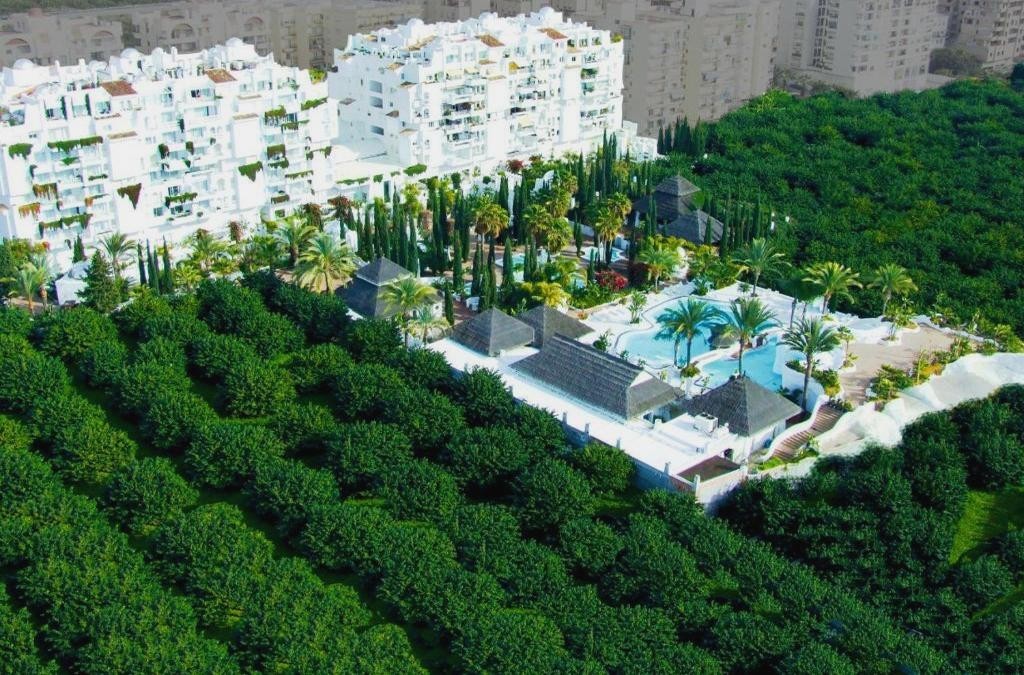 Lujo alojado en suite de hotel 4* en Almuñécar ¡niños viajan GRATIS! - Suites Albayzín del Mar