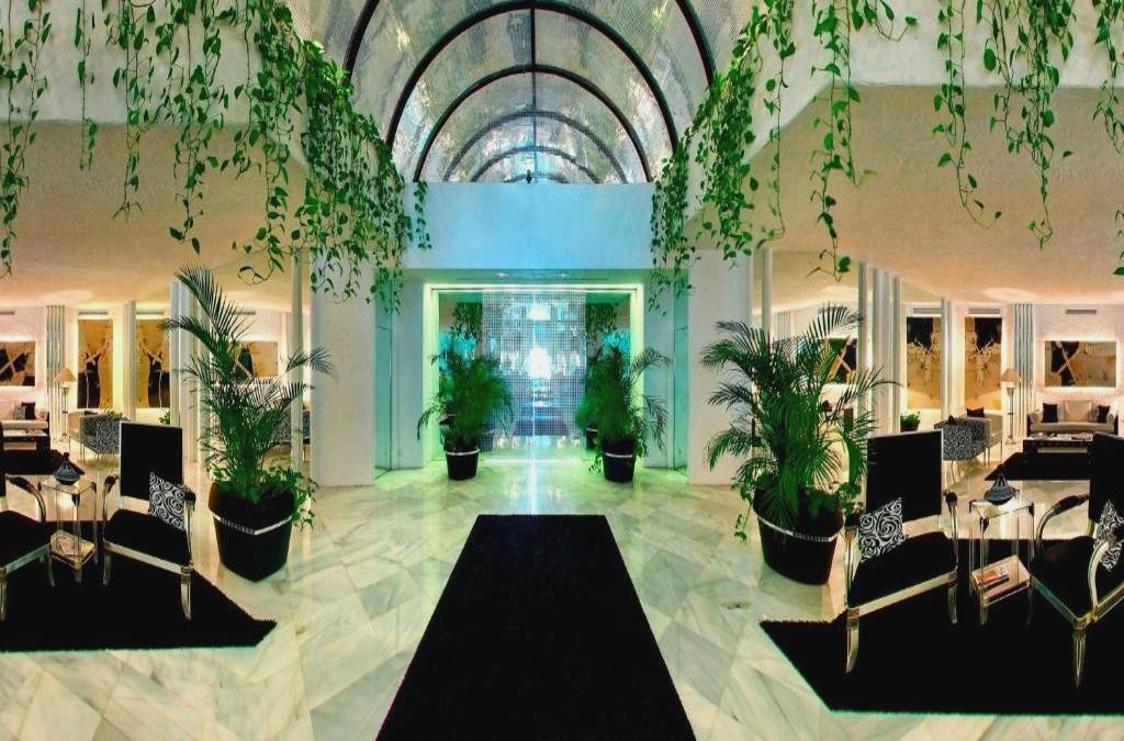 Lujo alojado en suite de hotel 4* en Almuñécar ¡niños viajan GRATIS! - Suites Albayzín del Mar