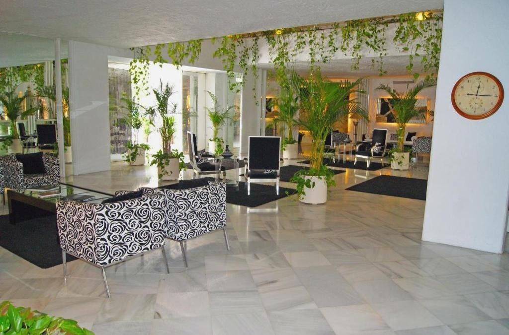 Lujo alojado en suite de hotel 4* en Almuñécar ¡niños viajan GRATIS! - Suites Albayzín del Mar