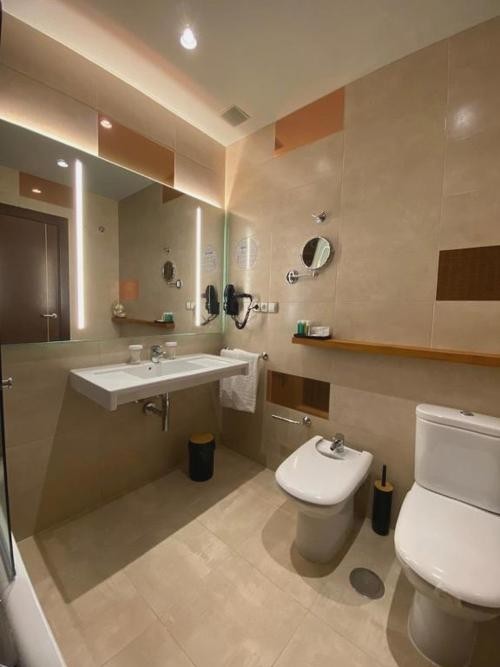 Escapada Adults Only 4*: primera línea de playa y vistas al mar en Almuñécar - ON ALETA ROOM designed for adults