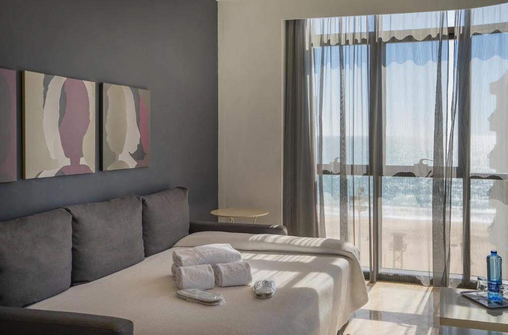 Despierta con la brisa de Cádiz en hotel 4* - Hotel Spa Cádiz Plaza