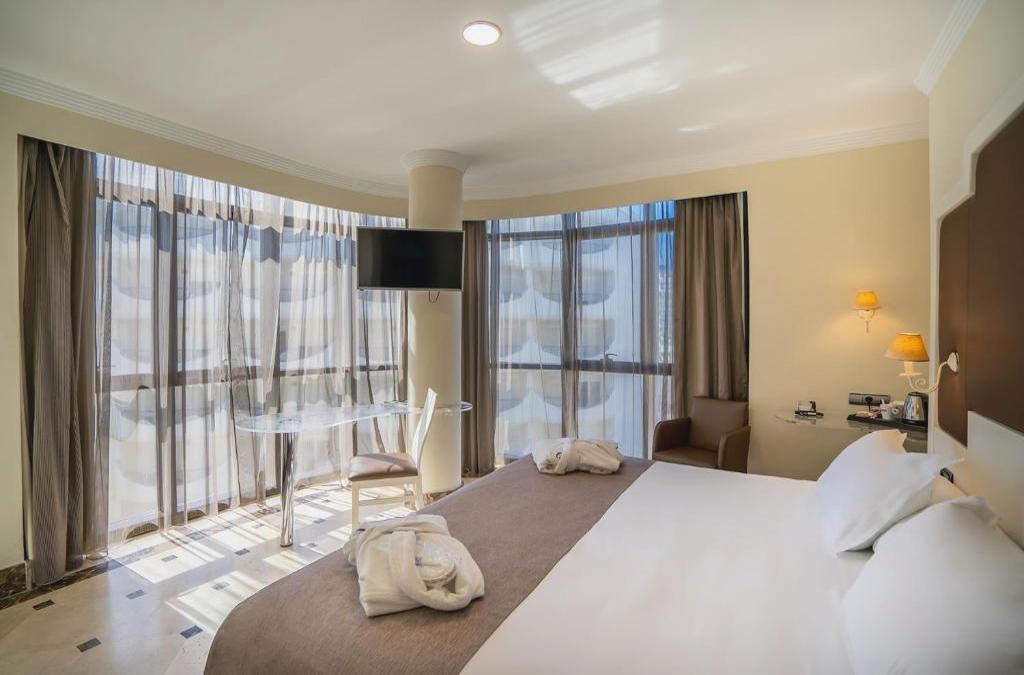 Despierta con la brisa de Cádiz en hotel 4* - Hotel Spa Cádiz Plaza
