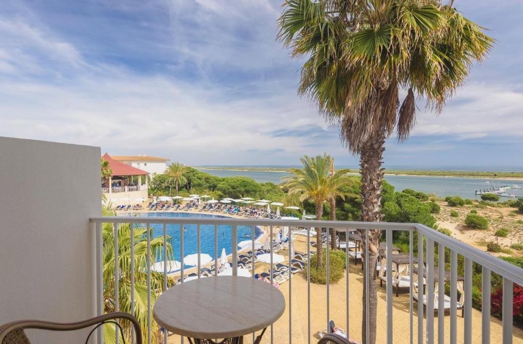 ¡Adults Only! Hotel 4* con Pensión Completa en Huelva y habitación superior - Garden Playanatural Hotel & Spa - Adults Only