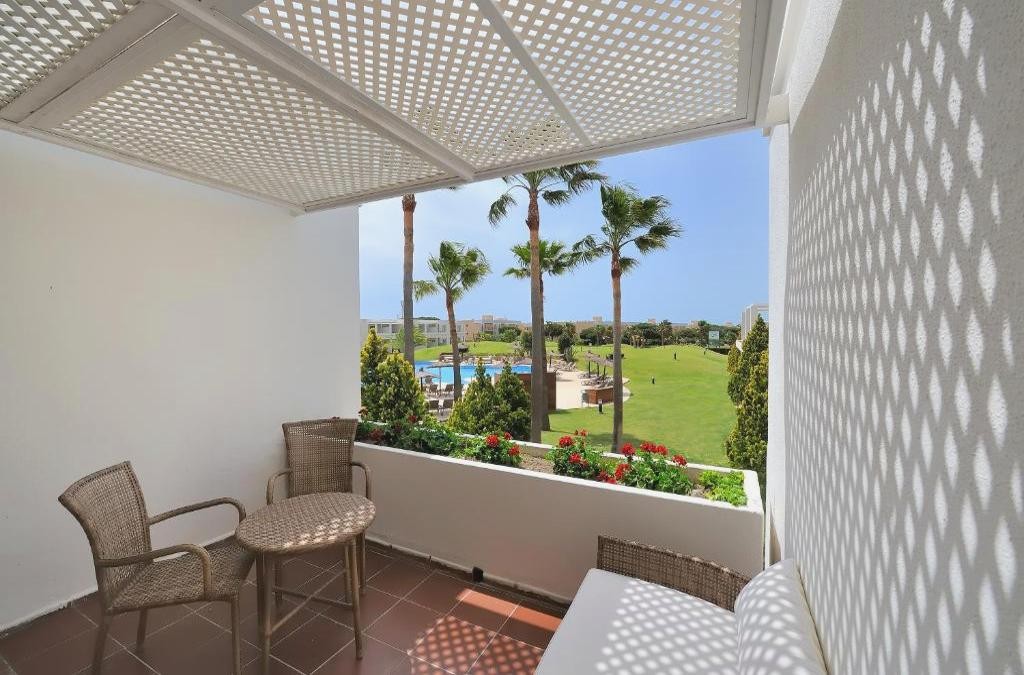 La Costa de Cádiz en habitación Junior Suite al mejor precio - Hotel Vincci Costa Golf