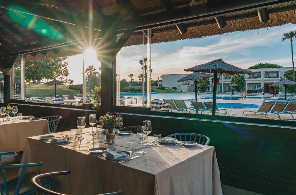 La Costa de Cádiz en habitación Junior Suite al mejor precio - Hotel Vincci Costa Golf