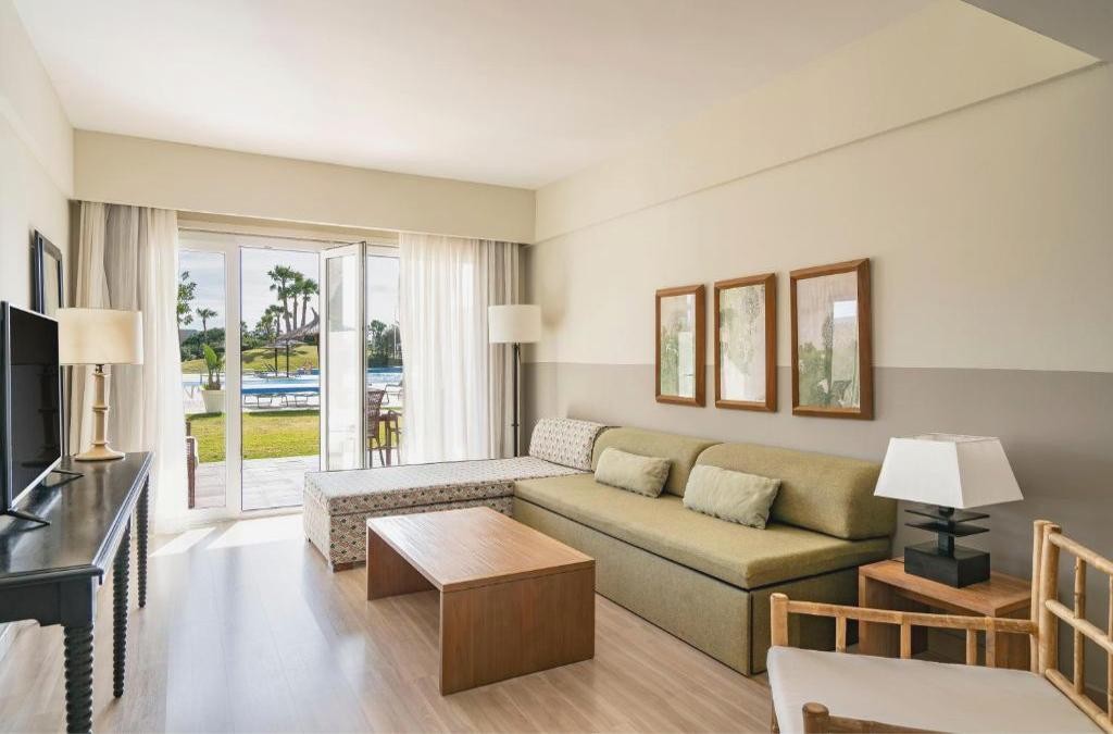 La Costa de Cádiz en habitación Junior Suite al mejor precio - Hotel Vincci Costa Golf