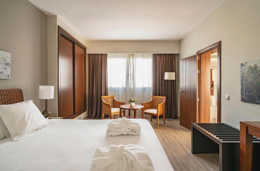 La Costa de Cádiz en habitación Junior Suite al mejor precio - Hotel Vincci Costa Golf