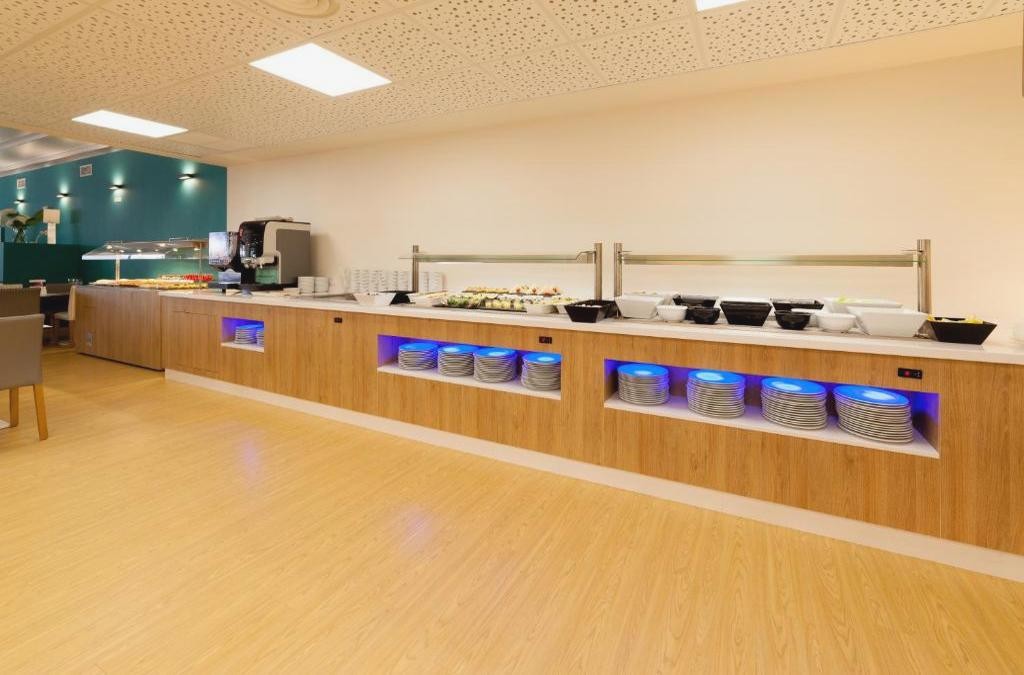 Primera línea de playa en Sancti Petri (Cádiz) con NIÑOS GRATIS - Aparthotel Las Dunas