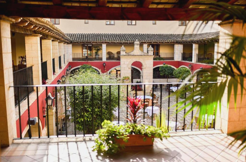 Descubre el Puerto de Santa María en hotel 4* (Cádiz)