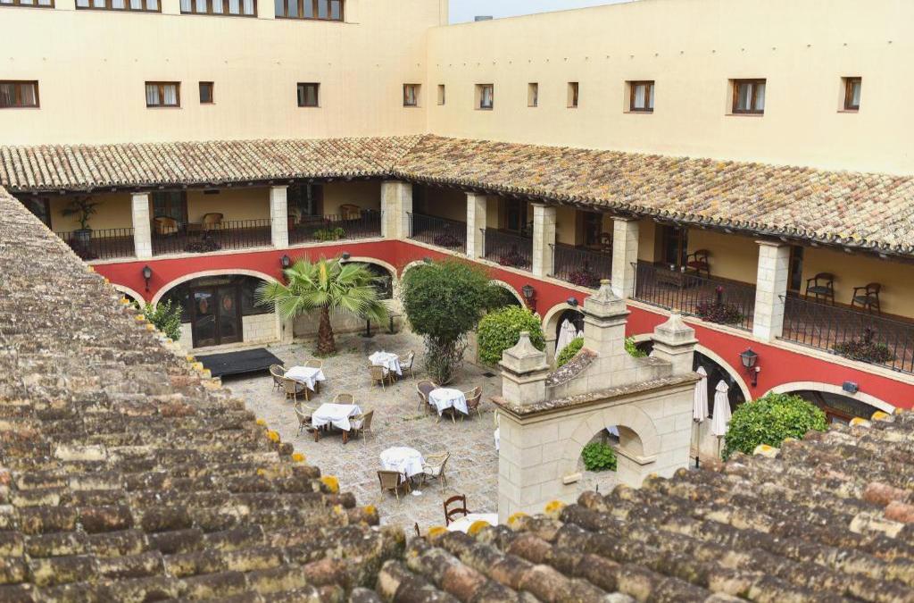 Descubre el Puerto de Santa María en hotel 4* (Cádiz) - (ThePlace) Bodega Real