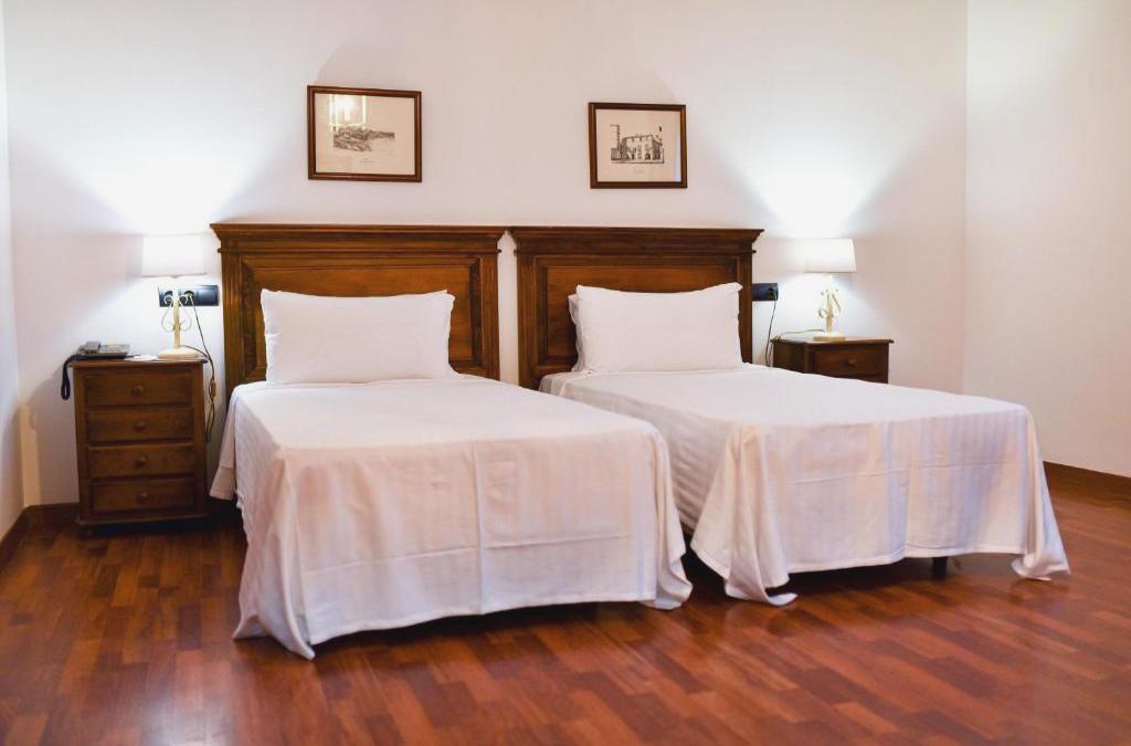 Descubre el Puerto de Santa María en hotel 4* (Cádiz) - (ThePlace) Bodega Real