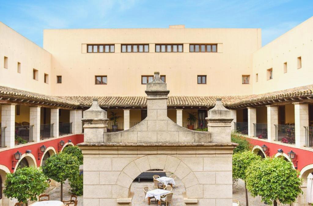 Descubre el Puerto de Santa María en hotel 4* (Cádiz) - (ThePlace) Bodega Real