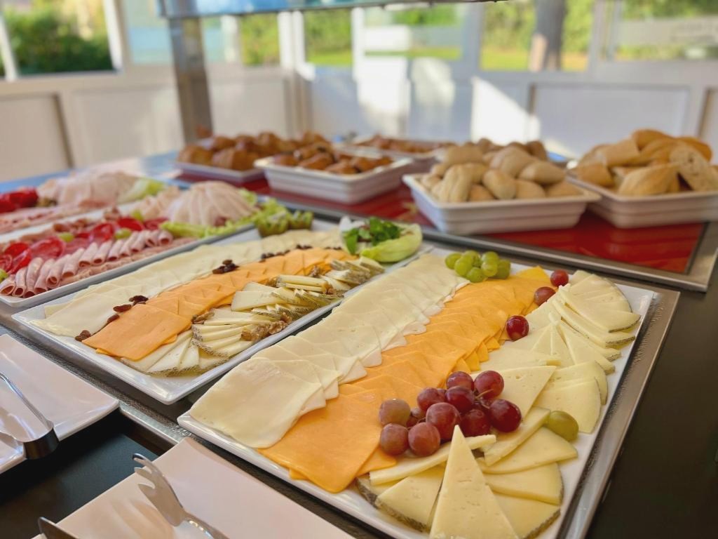 Ramada Hotel & Suites by Wyndham Costa del Sol