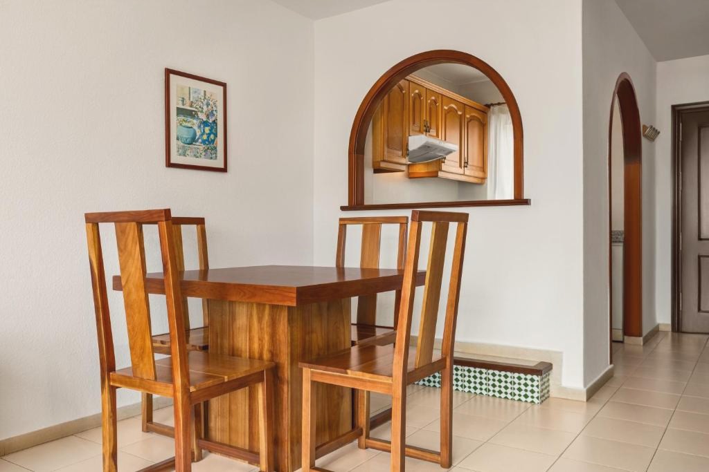 Ramada Hotel & Suites by Wyndham Costa del Sol