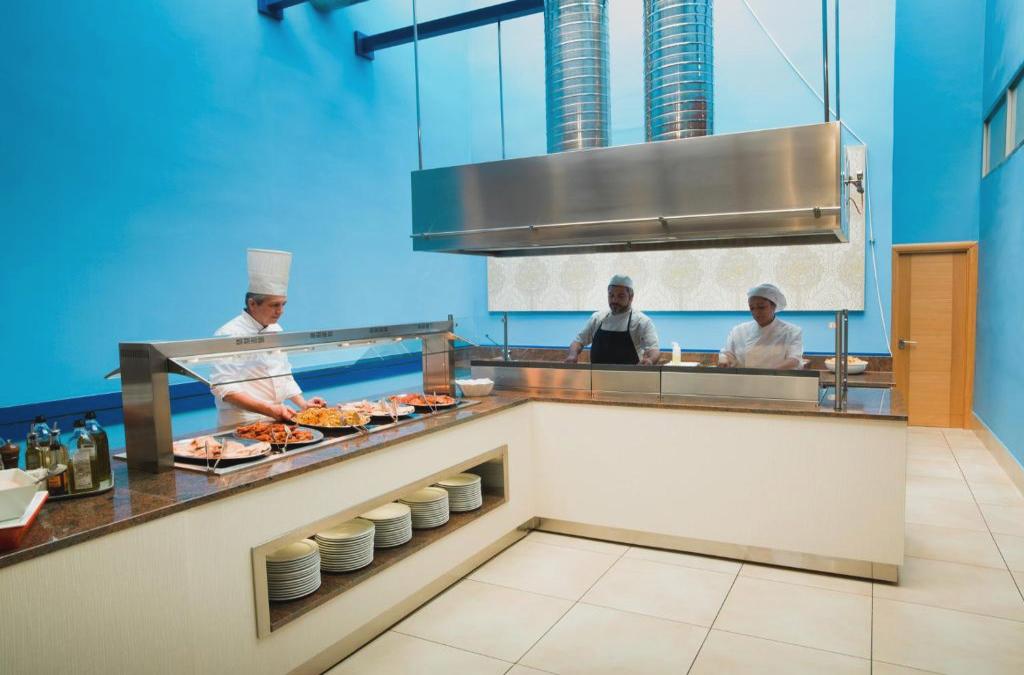 ¡Semana Santa en la Costa del Sol! Hotel 4* en Fuengirola - Hotel Monarque Torreblanca