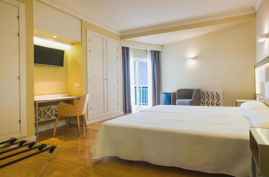 ¡Semana Santa en la Costa del Sol! Hotel 4* en Fuengirola - Hotel Monarque Torreblanca