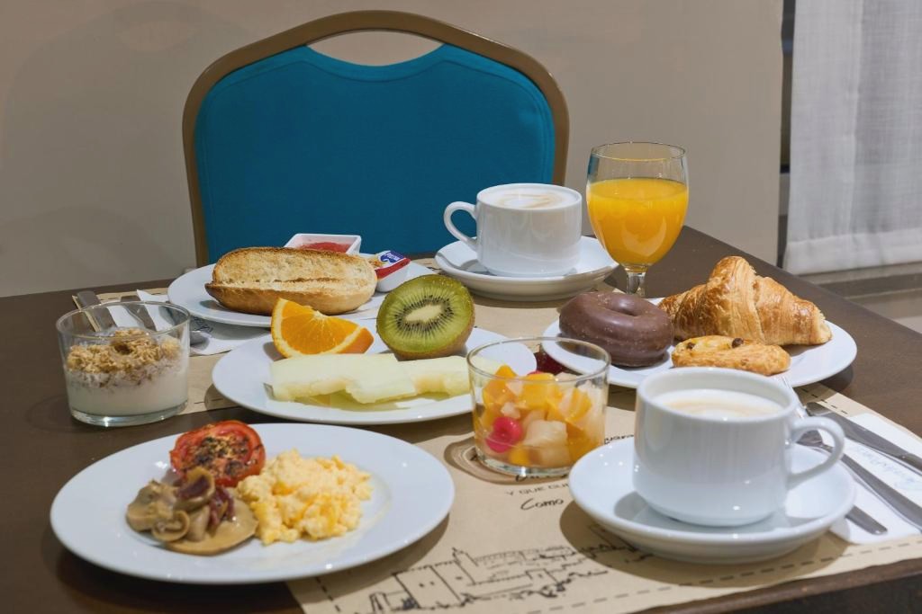 Hotel en pleno centro de Granada con desayunos