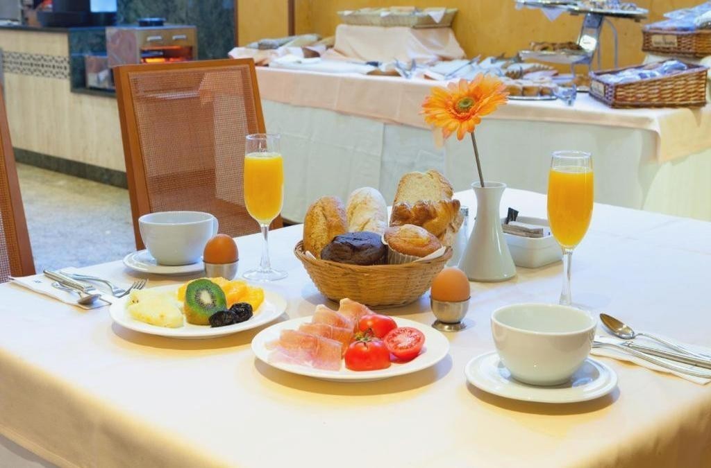 Granada a tu alcance: confort y elegancia 4* - Senator Granada Lifestyle Collection