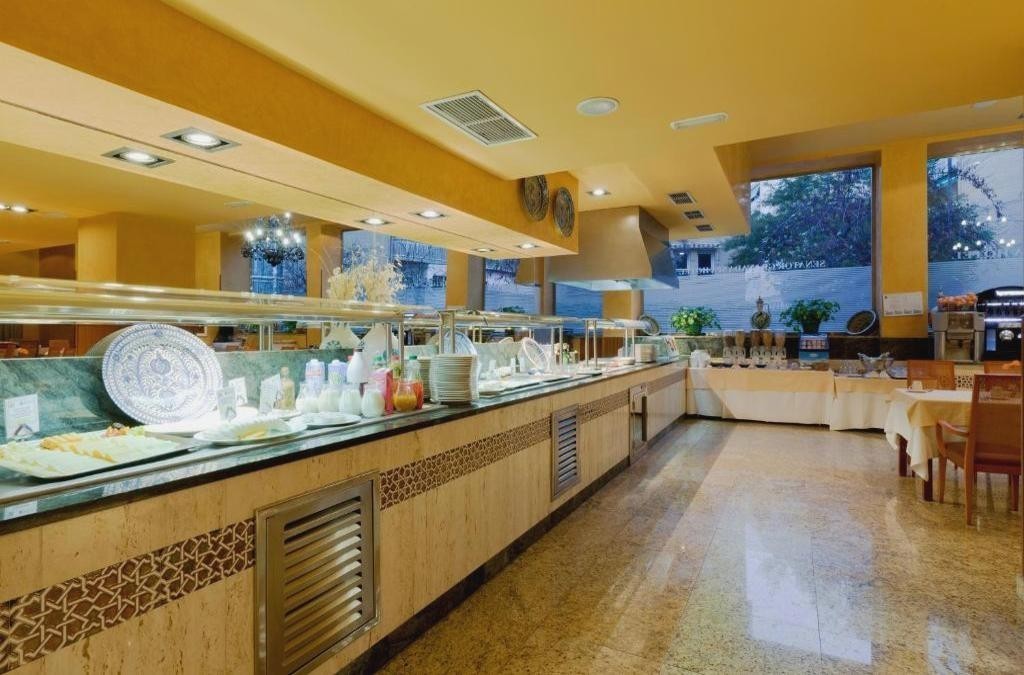 Granada a tu alcance: confort y elegancia 4* - Senator Granada Lifestyle Collection