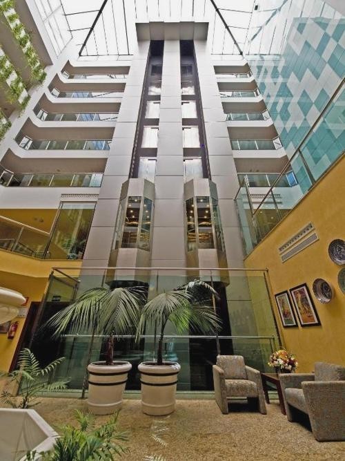 Granada a tu alcance: confort y elegancia 4* - Senator Granada Lifestyle Collection