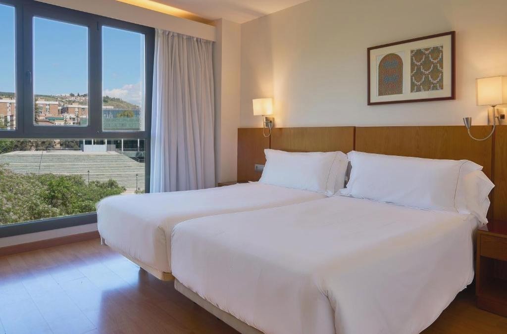 Granada a tu alcance: confort y elegancia 4* - Senator Granada Lifestyle Collection