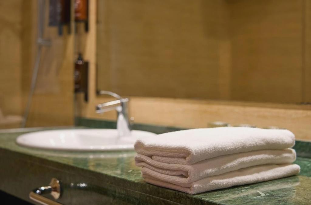 Granada a tu alcance: confort y elegancia 4* - Senator Granada Lifestyle Collection