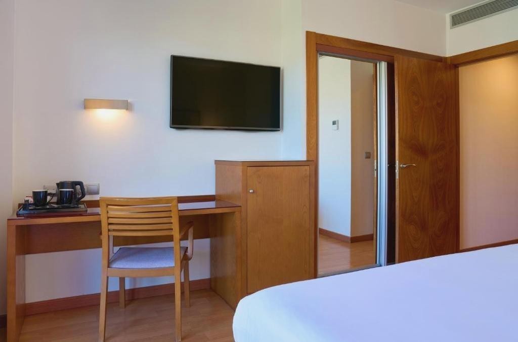 Granada a tu alcance: confort y elegancia 4* - Senator Granada Lifestyle Collection