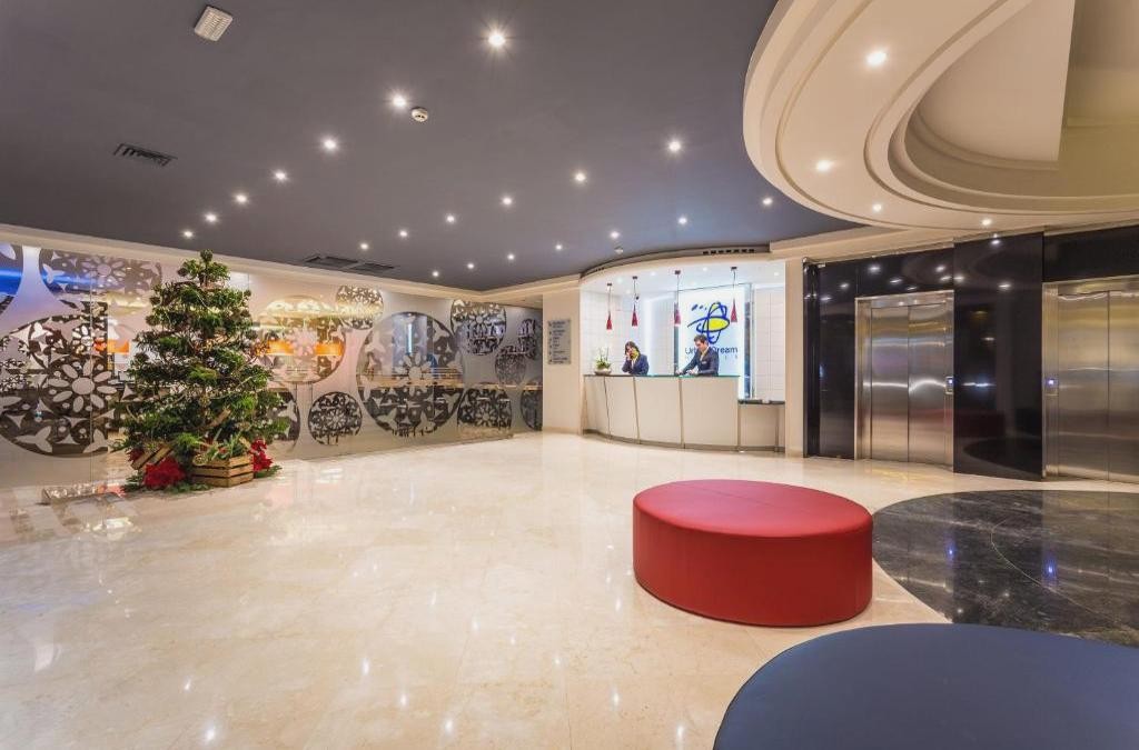 Alhambra, tapas y hotel 4*: Granada se vive desde el centro - DWO Urban Granada