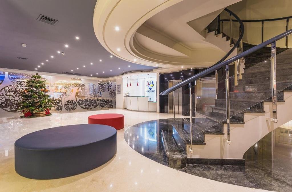 Alhambra, tapas y hotel 4*: Granada se vive desde el centro - DWO Urban Granada