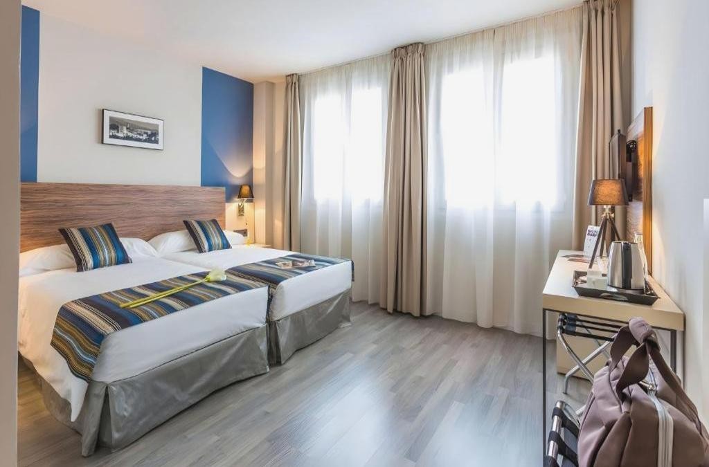 Alhambra, tapas y hotel 4*: Granada se vive desde el centro - DWO Urban Granada