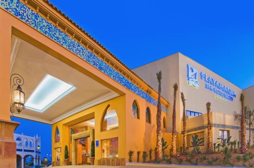 Don't miss it! 4* Hotel in Isla Canela, the perfect holiday for the whole family.