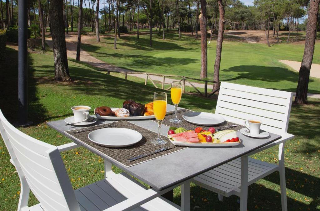 ¡Una escapada para mimarte! Resort 4* en Huelva con wellness ilimitado - DoubleTree by Hilton Islantilla Beach Golf Resort