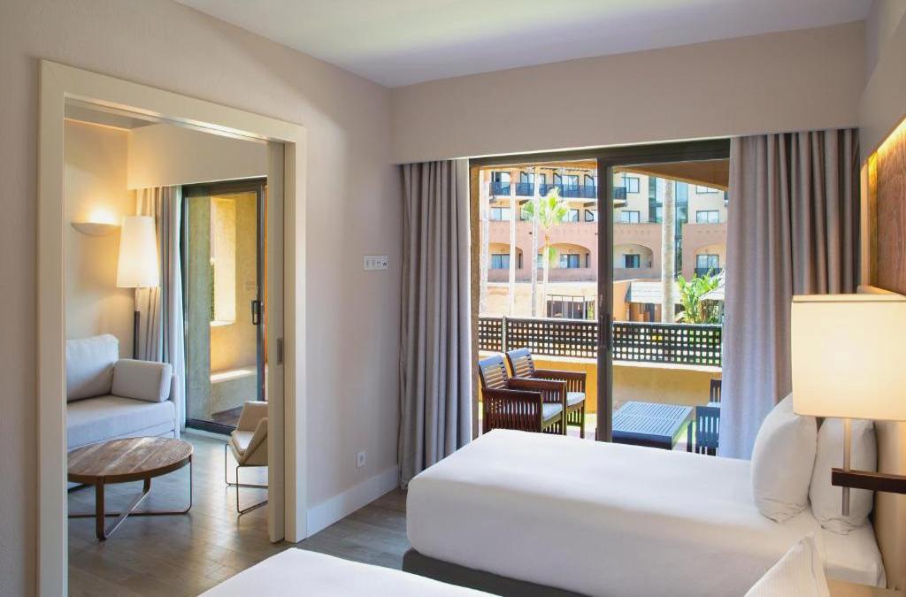 ¡Una escapada para mimarte! Resort 4* en Huelva con wellness ilimitado - DoubleTree by Hilton Islantilla Beach Golf Resort