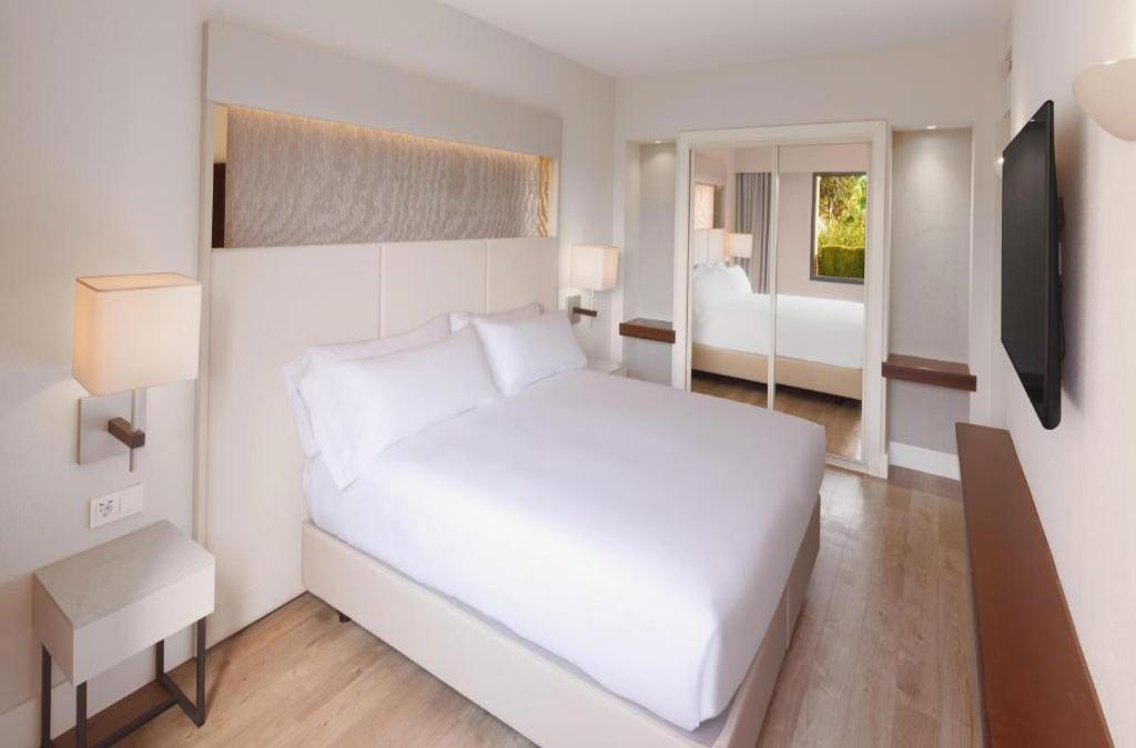 ¡Una escapada para mimarte! Resort 4* en Huelva con wellness ilimitado - DoubleTree by Hilton Islantilla Beach Golf Resort
