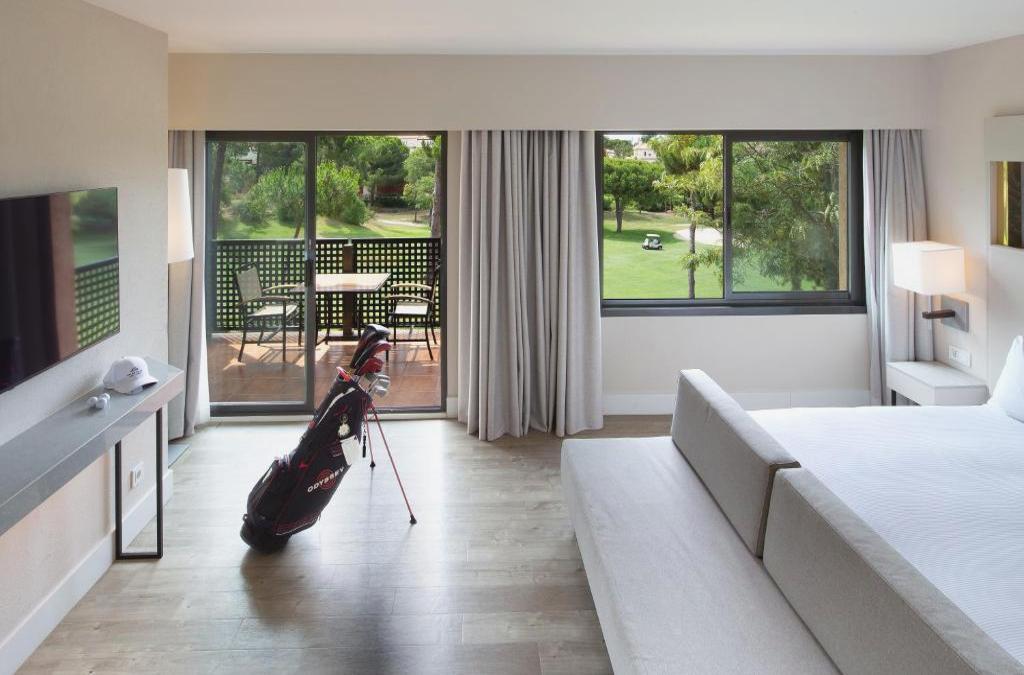 ¡Una escapada para mimarte! Resort 4* en Huelva con wellness ilimitado - DoubleTree by Hilton Islantilla Beach Golf Resort