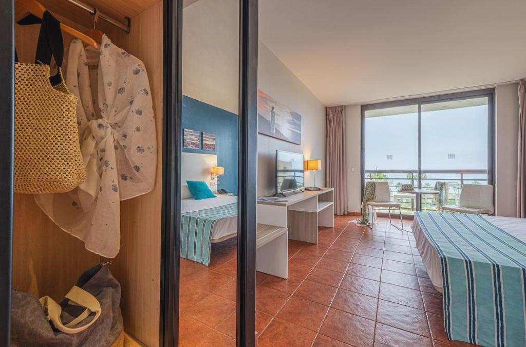 ¡Tus vacaciones redondas en la costa de Huelva!