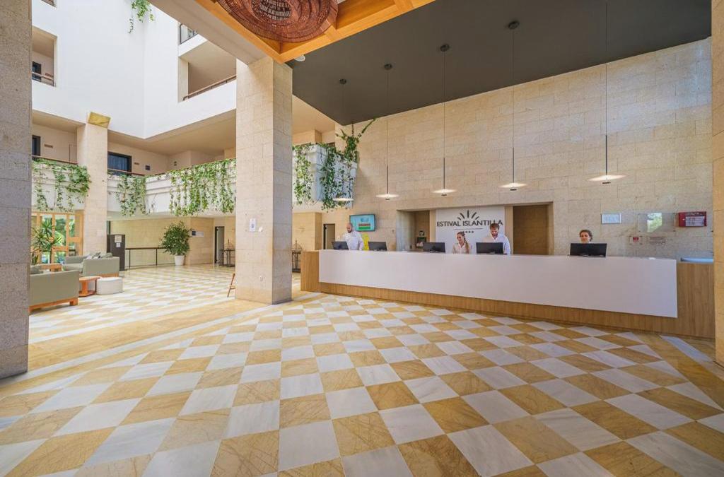 ¡Tus vacaciones redondas en la costa de Huelva! - ESTIVAL Islantilla