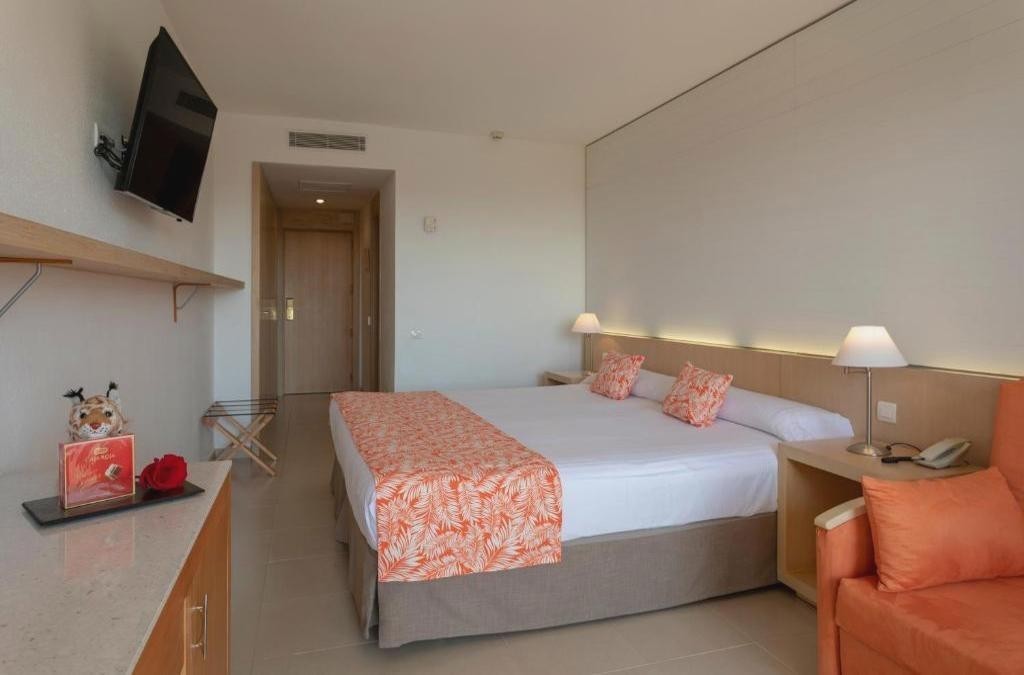 Disfruta de Doñana en hotel 4* con acceso directo a la playa de Matalascañas - Gran Hotel del Coto