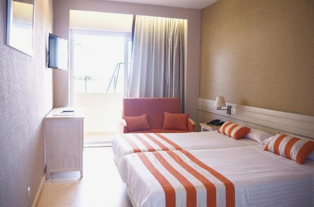 Disfruta de Doñana en hotel 4* con acceso directo a la playa de Matalascañas - Gran Hotel del Coto