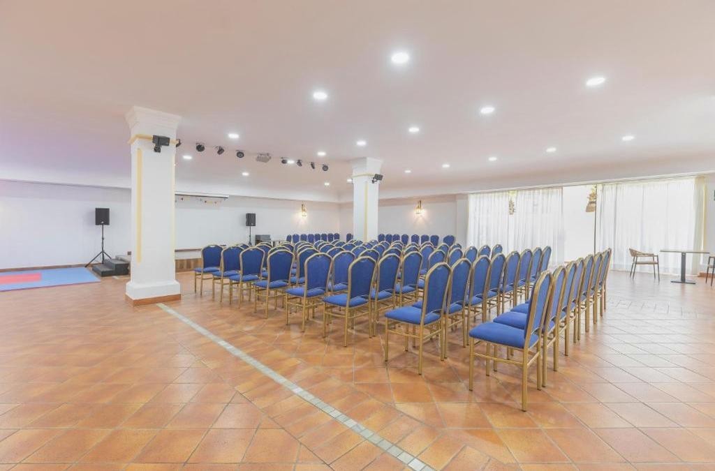 Relájate en hotel 4* en Matalascañas (Costa de la Luz) - BLUESEA El Cortijo