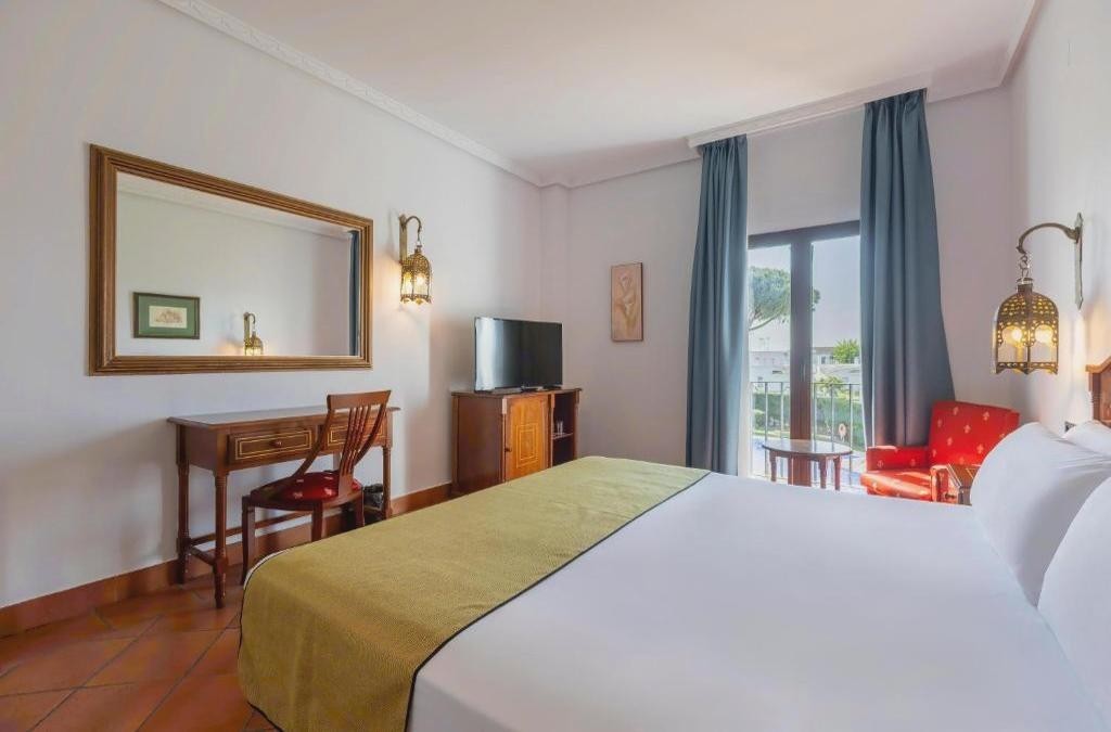 Relájate en hotel 4* en Matalascañas (Costa de la Luz) - BLUESEA El Cortijo