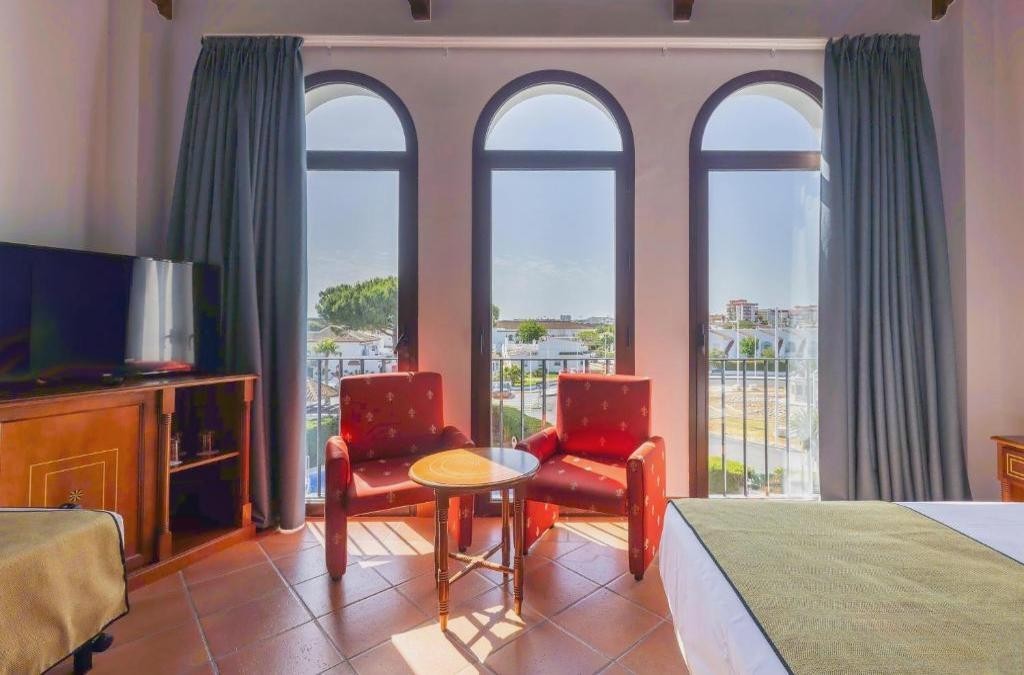 Relájate en hotel 4* en Matalascañas (Costa de la Luz) - BLUESEA El Cortijo