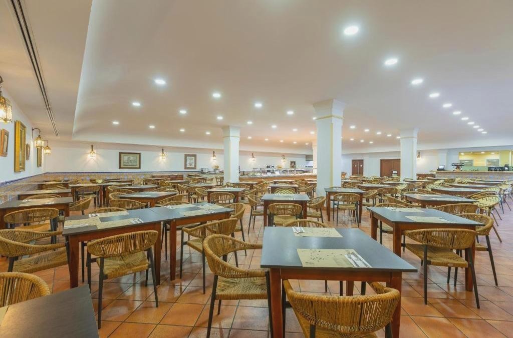 Relájate en hotel 4* en Matalascañas (Costa de la Luz) - BLUESEA El Cortijo