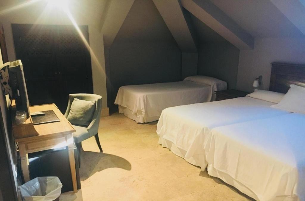 ¡Descubre la joya de Jaén! Un palacio del s. XV con Spa incluido - Palacio de Mengíbar