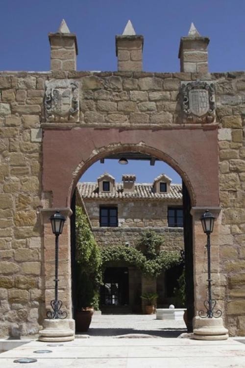 ¡Descubre la joya de Jaén! Un palacio del s. XV con Spa incluido - Palacio de Mengíbar