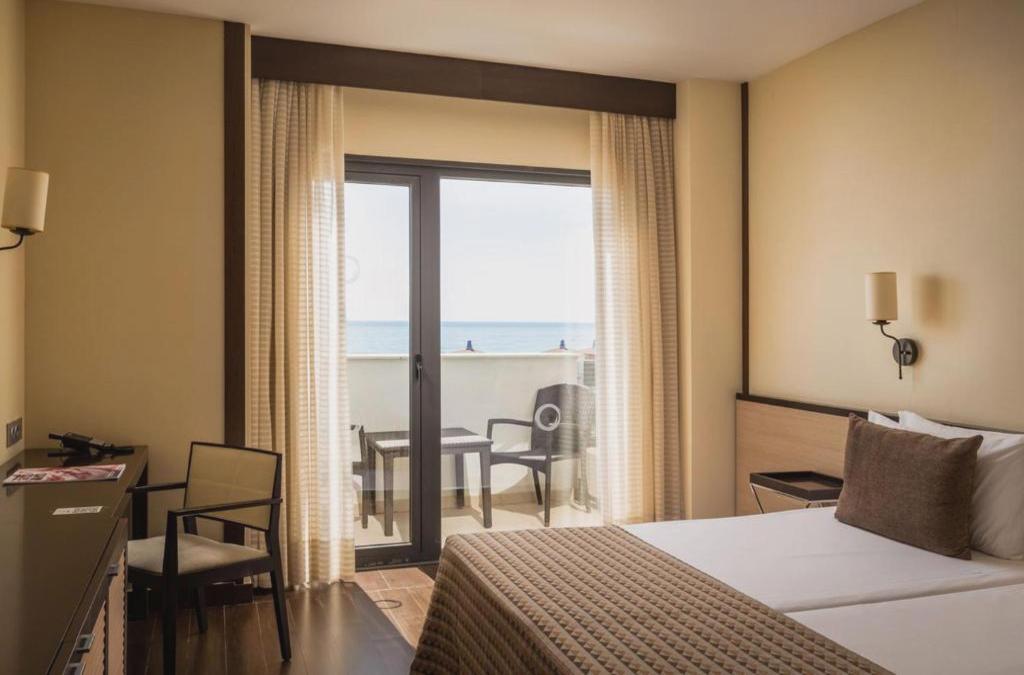 ¡Adults Only! Disfruta de Mojácar en hotel 4*