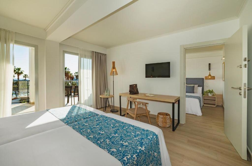 Experiencia de lujo en Cabo de Gata: sol, calma y mar infinito - Hotel Cabogata Jardín